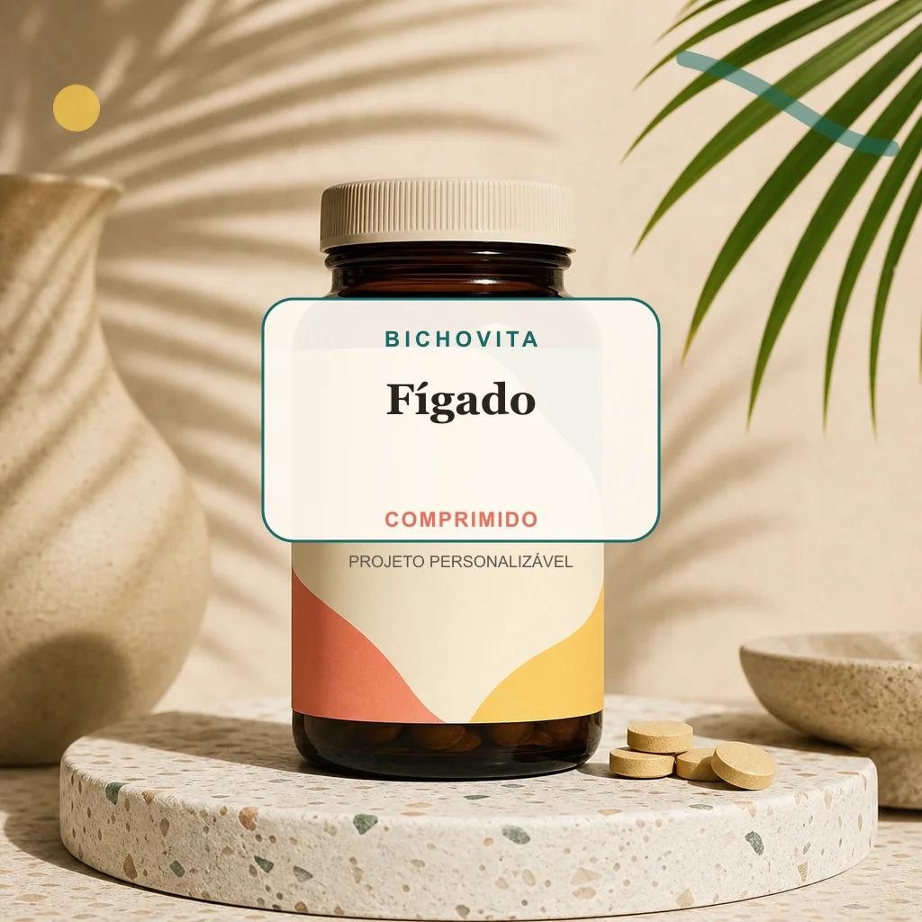 Fígado em comprimido, conceito de suplemento pet de marca própria Bichovita